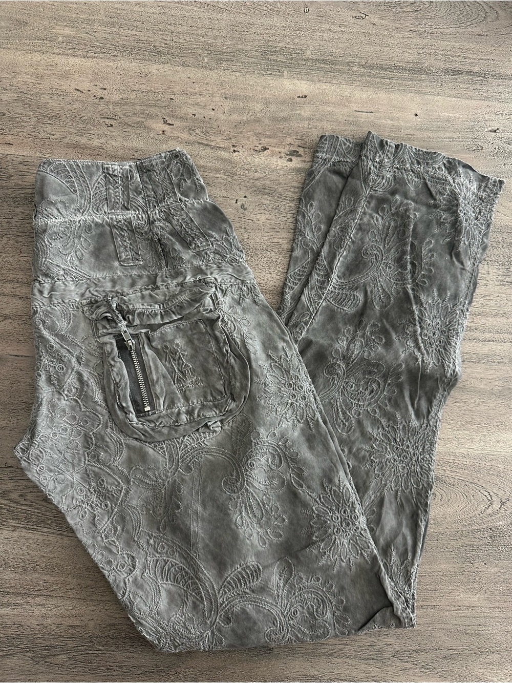 Unisex Johnny Was Pete & Greta Gray Cargo Pants with lots of Pockets size 0 - Picture 14 of 14